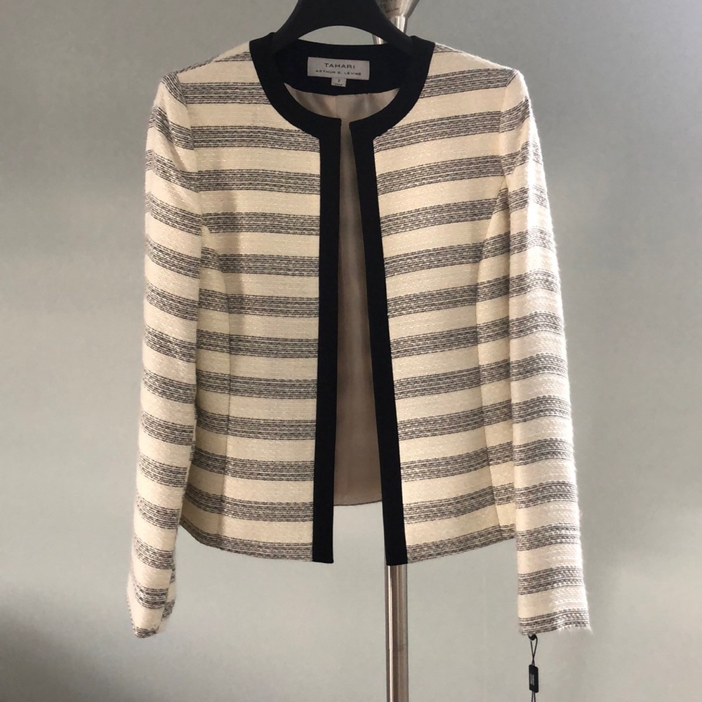 NWT Tahari Blazer